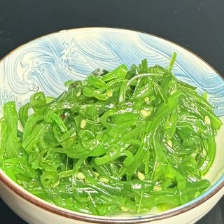G4. Goma wakame insalata di alghe e semi di sesamo