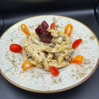 Pasta Carbonara + Kolač