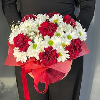 Композиція «Хризантема (4), діантус (7), гіпсофіл (1)»