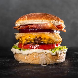 Бейкън Чийз бургер (440г)