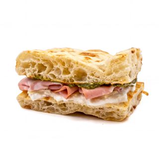 FOCACCIA MORTADELLA & STRAT & PESTO