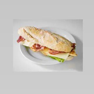 bocadillo pollo especial
