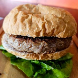 Punjena pljeskavica 300gr