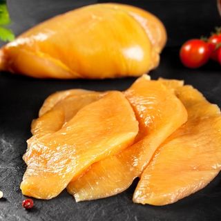 GRAN CUK FILETES DE PECHUGA DE POLLO CERTIFICADO CRIADO CON ALIMENTACIÓN VEGETAL - Peso aprox. 450 gr.