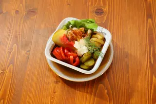 Salata de castraveti murati Casa Brasoveana