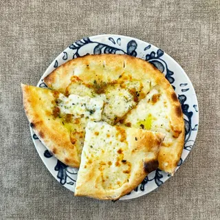 PANE AGLIO MOZZARELLA