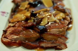 92. Pato Con Bambú Y Setas Chinas 