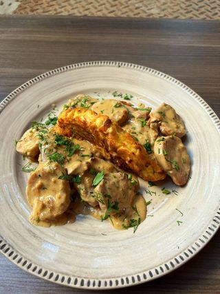 Деруни зі свинячою вирізкою (400г)