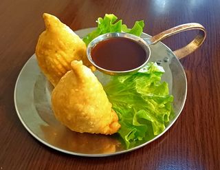 Vege Samosa (2pcs)