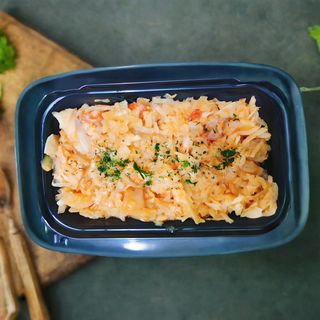 Varza calita ( varza cruda, rosii, pasta tomate, ulei, condimente)  200g