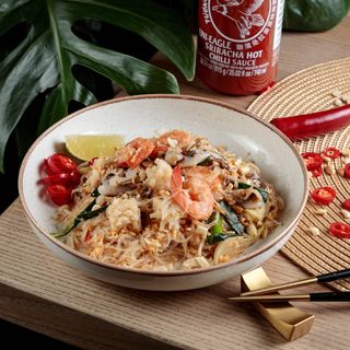 Пад тай з морепродуктами (320г)