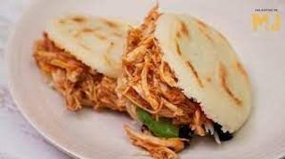 54 Arepa De Pollo Mechado