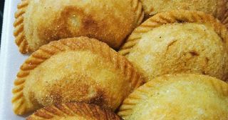 Pastel mandi'o ternera (pastel de yuca)