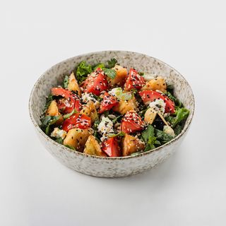 Салат с хрустящими баклажанами