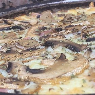 Pizza Funghi (24 cm.)