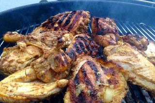 1/2 Poulet Braisé + Attiéké