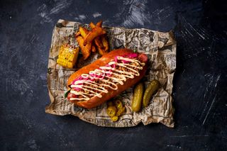 Hot Dog East с гарнитура (500гр)
