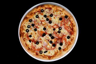 Пицца Молдавские колбасы/ Pizza Mezeluri Moldovenești