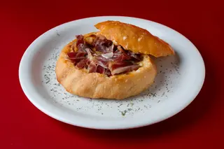Komplet lepinja sa pršutom
