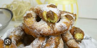 Graffa al cioccolato farcita al cioccolato