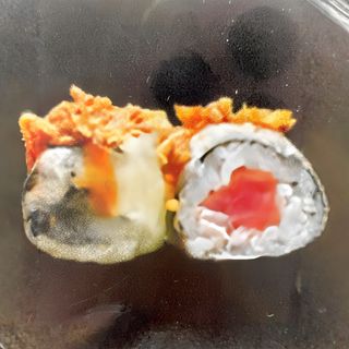 M14. Maki De Crispy Atún (8 Pzs.)