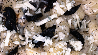 Gnocchi gorgonzolla e prugne