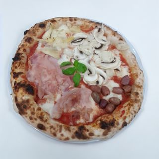 Pizza quattro stagioni