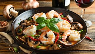 Creveti picanti cu ciuperci