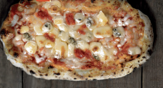 Pizza De Cuatro Quesos