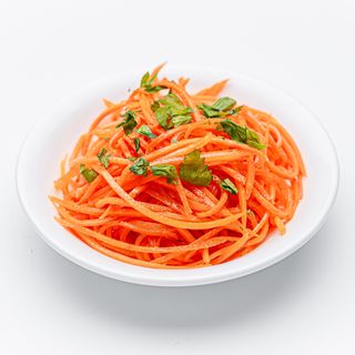 Салат "Морковный" острый  (130 г)