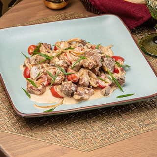 Ломтики баранины в сливочном соусе(350гр)