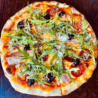 საფირმო პიცა ბერმუხა