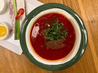 Борщ з телятиною (350g)