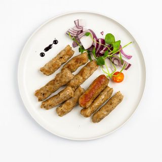 Pileći ćevapi 10 komada u lepinji