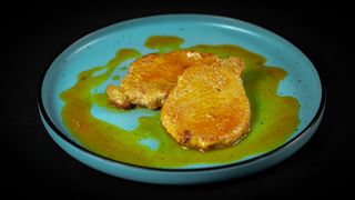 Cotlet în sos de vin și șofran