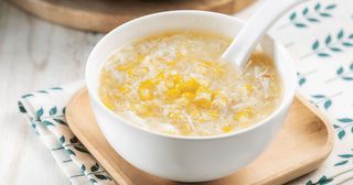 Sopa De Maíz Con Pollo