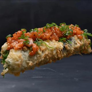 Dog Roll Łosoś