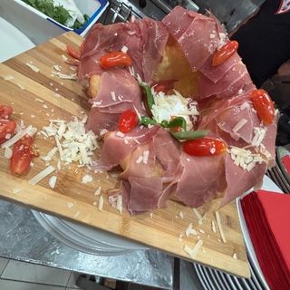 PIZZA FRITTA VULCANO