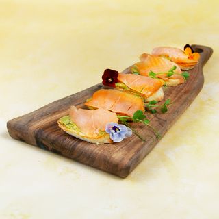 Gravlax losos bruschetta