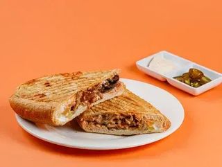 Донер ассорти в батоне