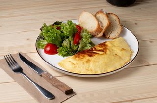 Մոցարելայով ձվածեղ