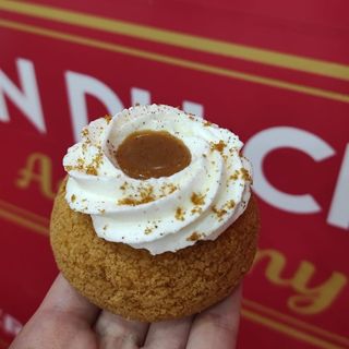 Chou caramel beurre salé 