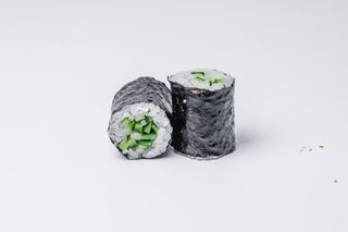 Макі огірок