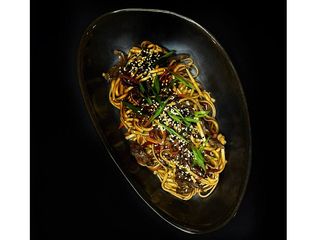 Удон з телятиною (420г)