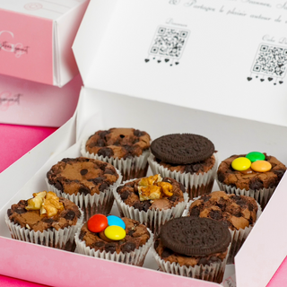 Brownies individuels moelleux avec toppings