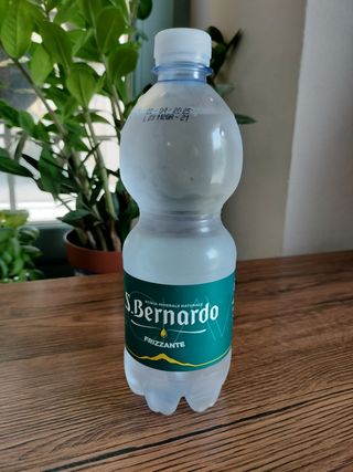 Acqua frizzante 50 cl