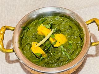 Chicken saag