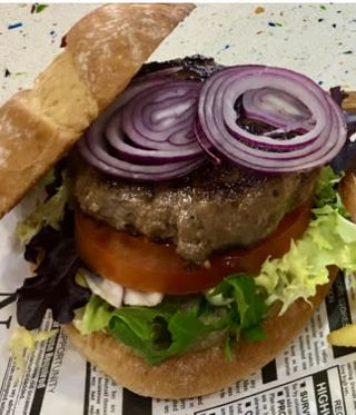 Nr8.Hamburguesa de ternera  mediteraniana150gr