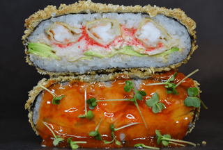 Суші-бургер з креветкою