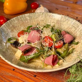 Салат с кониной 